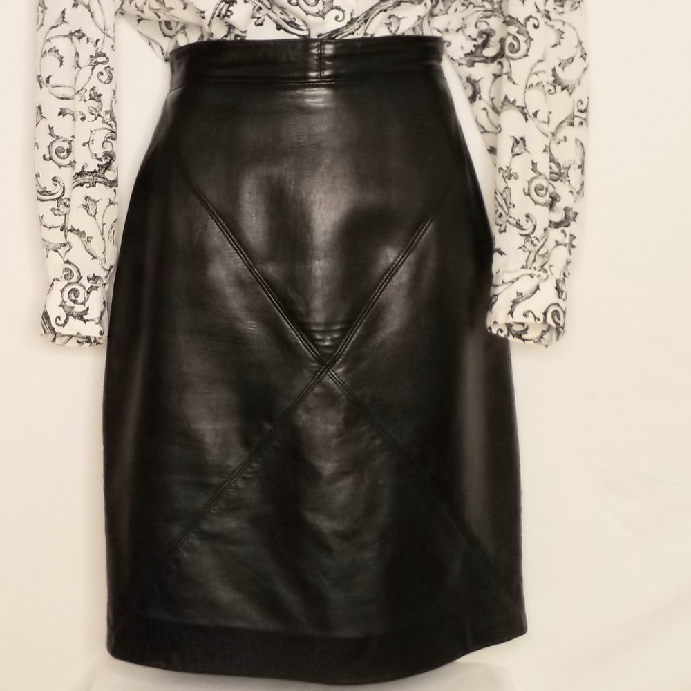VINTAGE:Steve Fabrikant Leather Skirt, Size 10
